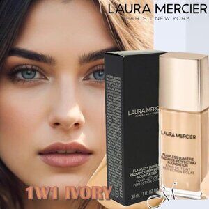 Laura Mercier Flawless Lumière Perfecting Foundation - 1W1 IVORY 30ml NIB